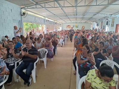 Allan Vilches, o tenor das casas espritas, realiza espetculo na Comunidade Chico Xavier, em Guaxup