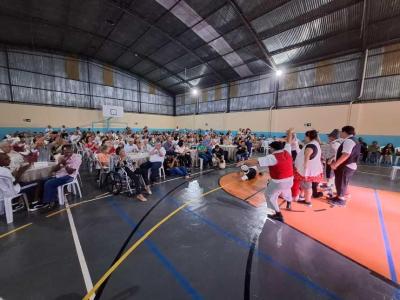 JUBILEU DE OURO: Emoo e reconhecimento na festa dos 50 anos da Apae de Guaxup