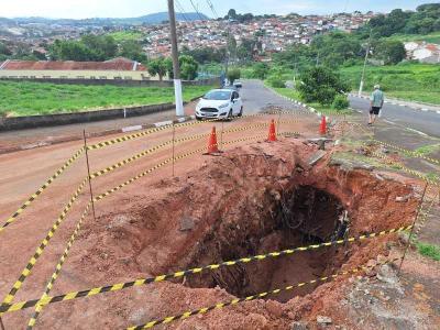 Cidados pedem celeridade  obra estrutural no Recreio dos Bandeirantes