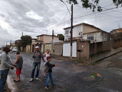 Tempestade causa pnico e prejuzos pela 4 vez, desde novembro, em Guaxup