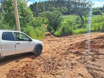 Comunidade pede manuteno em estrada vicinal e Prefeitura promete reparo para essa semana