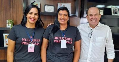 Dirigentes da ONG Mulheres Preciosas visitam Jarbinhas para apoio do So Joo  causa feminina