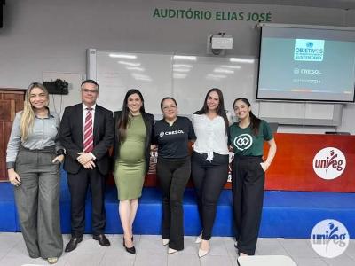 Equipe do Banco Cresol ministra palestra no Unifeg sobre educao financeira