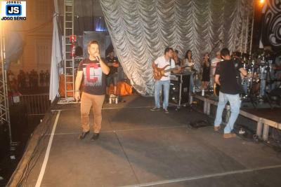 Joo Paulo Molin cumpre expectativas e faz super show no Carnaval Guaxup 2017