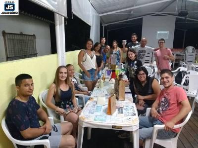 A confraternizao do 6 perodo de Publicidade e Propaganda do Unifeg