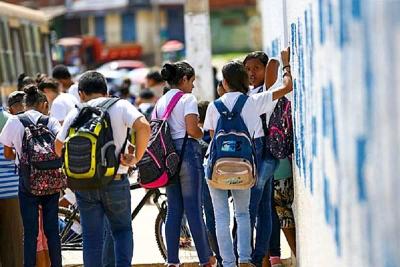 Acordo prev retorno s aulas presenciais em MG