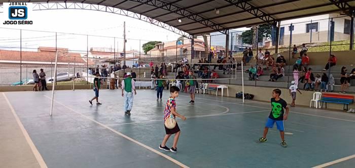 Exrcito do Bem promove a festa do esporte e da cultura em dia de anncio de melhorias  Escola Dr. Carlos