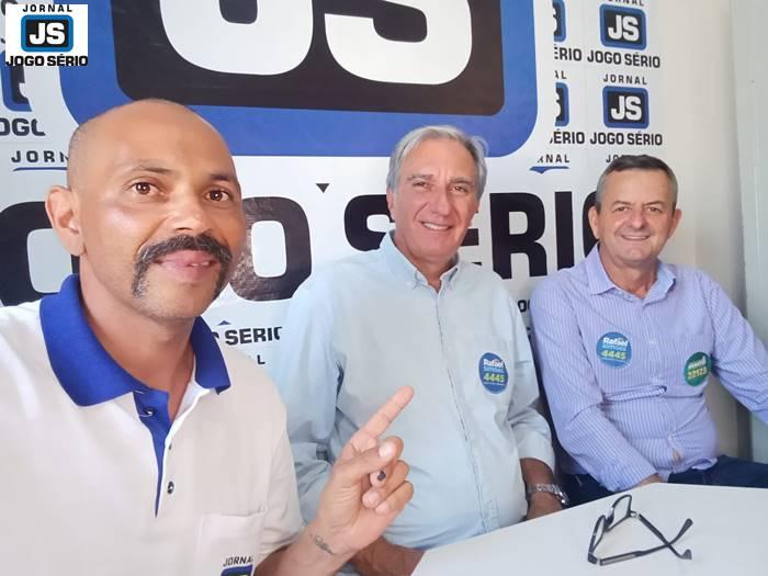 Candidatos Rafael Simes e Antonio Carlos Arantes participam do programa DE CARA COM O POVO