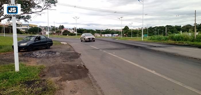 Apoiadores de Bolsonaro deixam o Trevo do Japy aps trs dias de protesto contra a eleio de Lula