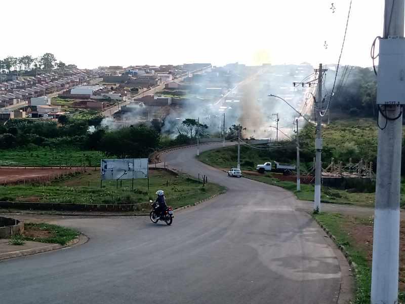 Mais uma queimada no Residencial Fazenda Planalto ameaa a fauna e flora de extensa rea verde