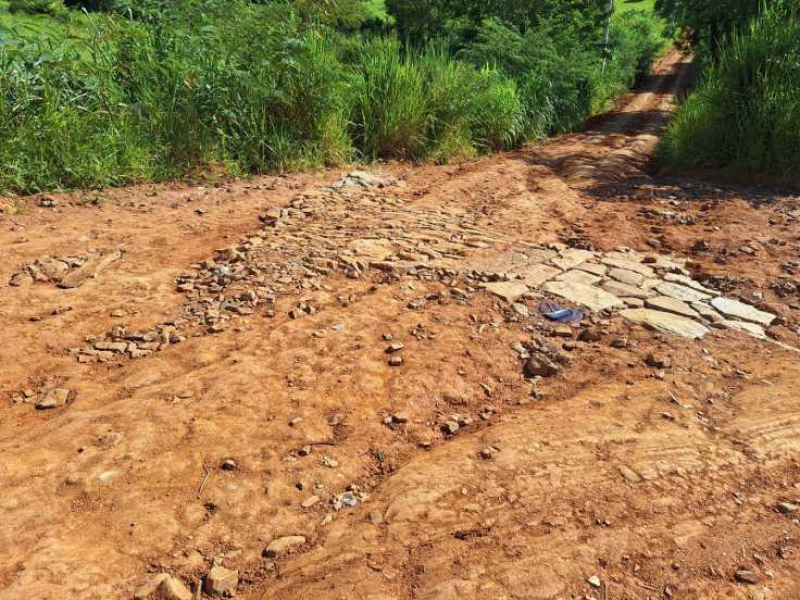 Comunidade pede manuteno em estrada vicinal e Prefeitura promete reparo para essa semana