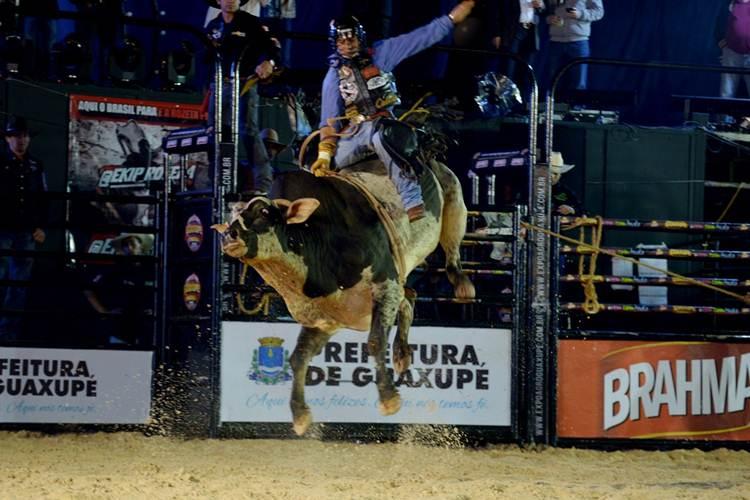 Guaxup Rodeo Festival mais um ano com etapa da EkipRozeta na Expoagro