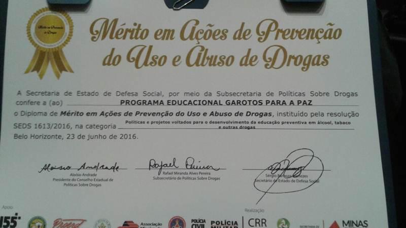 Programa Garotos para Paz da Polcia Militar recebe Diploma de Honra ao Mrito Grau Ouro