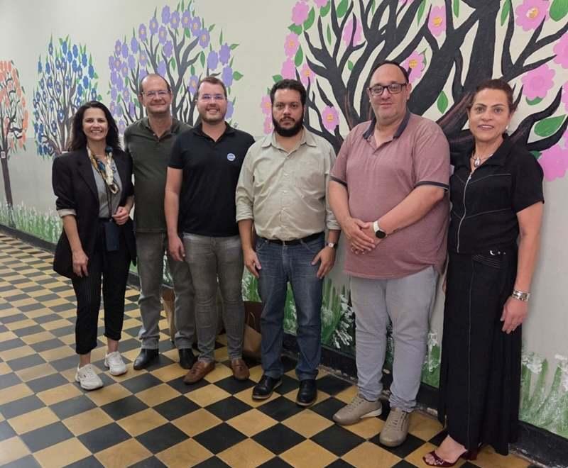 Unifeg apresenta vestibular 2026 em visita a escola estadual de Cabo Verde