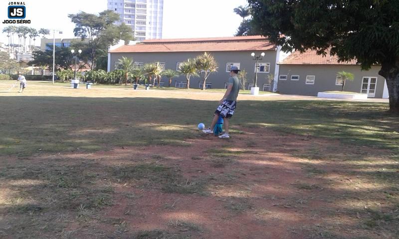 Famlias de Guaxup optam pelo Parque Municipal Mogiana para aproveitar as frias