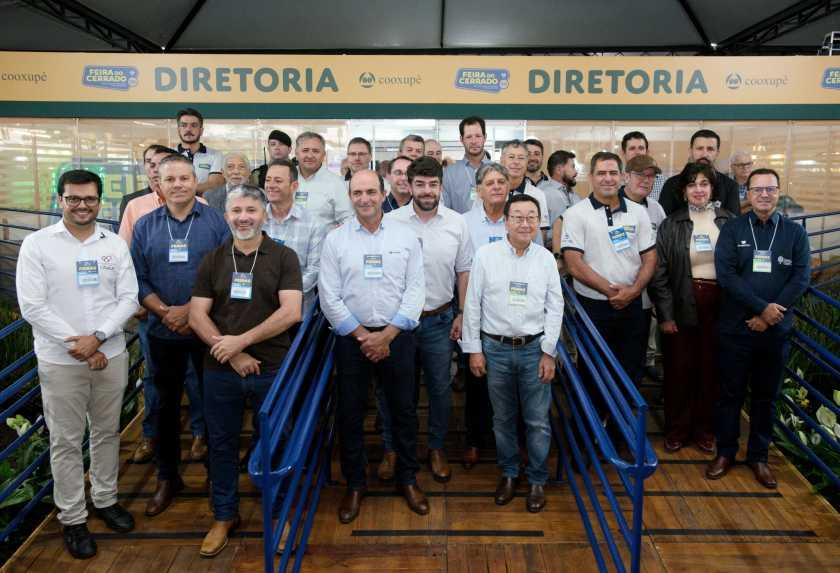 Feira do Cerrado 2026 � aberta oficialmente em Monte Carmelo com foco em tradi��o, inova��o e fortalecimento do cooperativismo