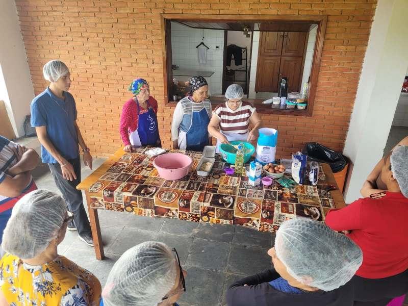 Ivonete, do Marmitex, capacita alunos do SENAR com cursos sobre gastronomia em geral