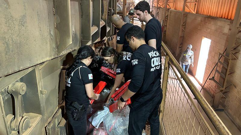 Pol�cia Civil incinera mais de 220 quilos de drogas em Po�os de Caldas