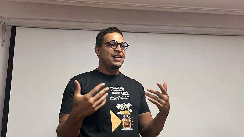 Filme Cinemas de Rua de Guaxup� abre programa��o de mostra na Cidade do M�xico