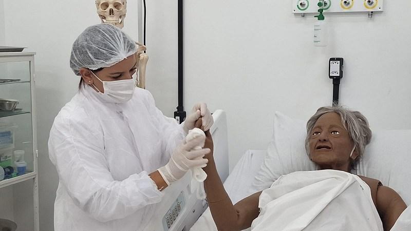 Curso gratuito do Senac de Guaxup� para Cuidador de Idosos come�ar� em abril 