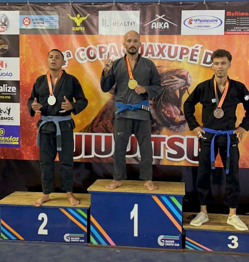 Academia Aliandro Camillo brilha na 