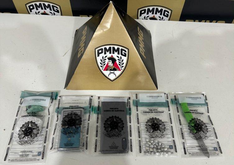 PM prende homem por suspeita de tr�fico e apreende 26 pedras de crack em Guaxup�