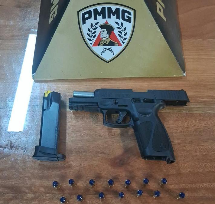 Homem � preso por amea�ar ex-companheira e tem pistola apreendida no Sul de Minas 