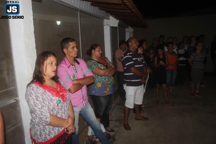 Jarbinhas e Dr. Heber obtm apoio de moradores do Planalto em reunio organizada por Lo Moraes