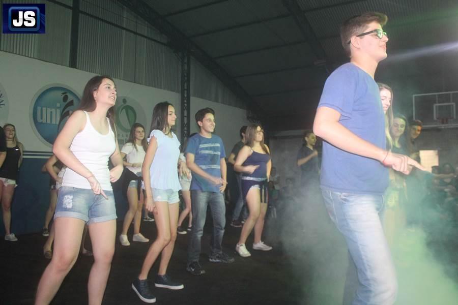 Realizado com sucesso o 1 Show de Talentos do Colgio Dom Incio de Guaxup