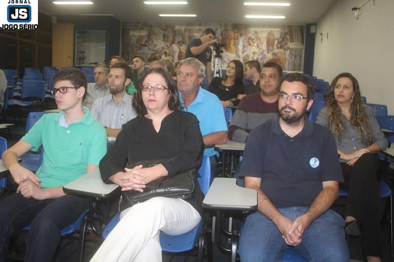 Direo das escolas da FUNDEG inaugura o 