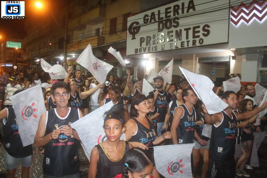 Fiel Guaxup desfila seu amor pelo Corinthians