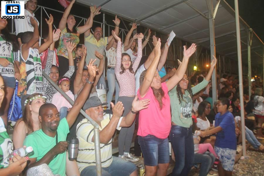 Portal de Minas empolga folies com homenagem aos cem anos do samba