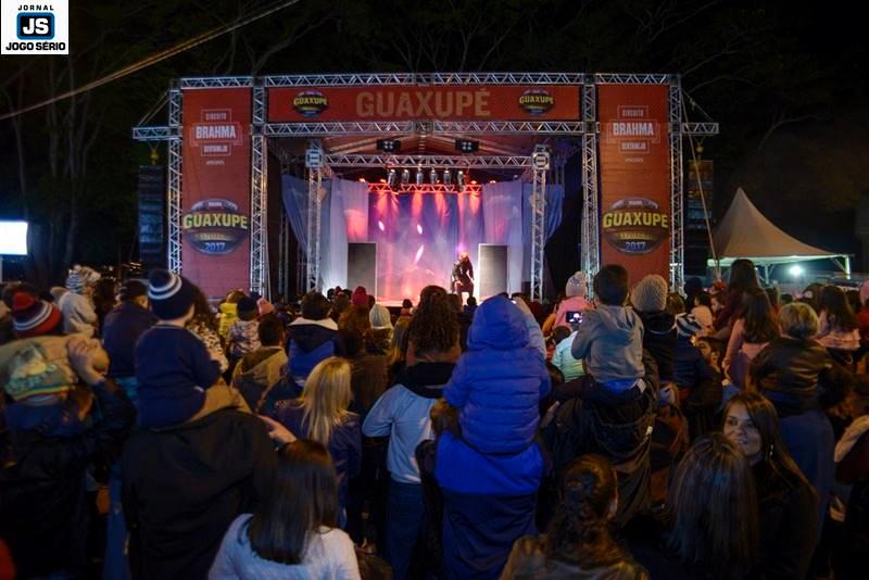 Casa cheia na abertura da 2 semana e, a partir de hoje, comea o Guaxup Rodeo Festival