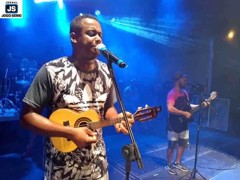 CARNAVAL GUAXUP 2018: Folies divertem-se com JP Soares e a bateria da 