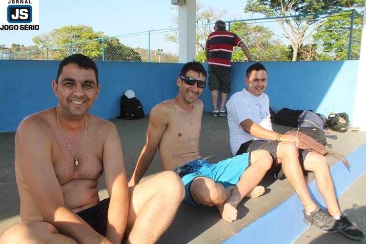 Calor com mais de 30 leva nmero expressivo de associados ao Guaxup Country Club