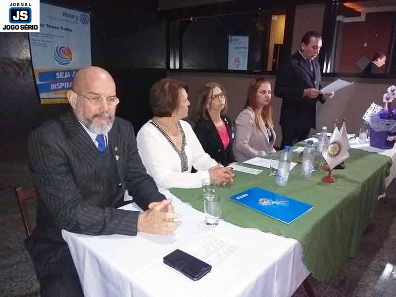 Rotary Club Cafezais empossa nova diretoria e conselho