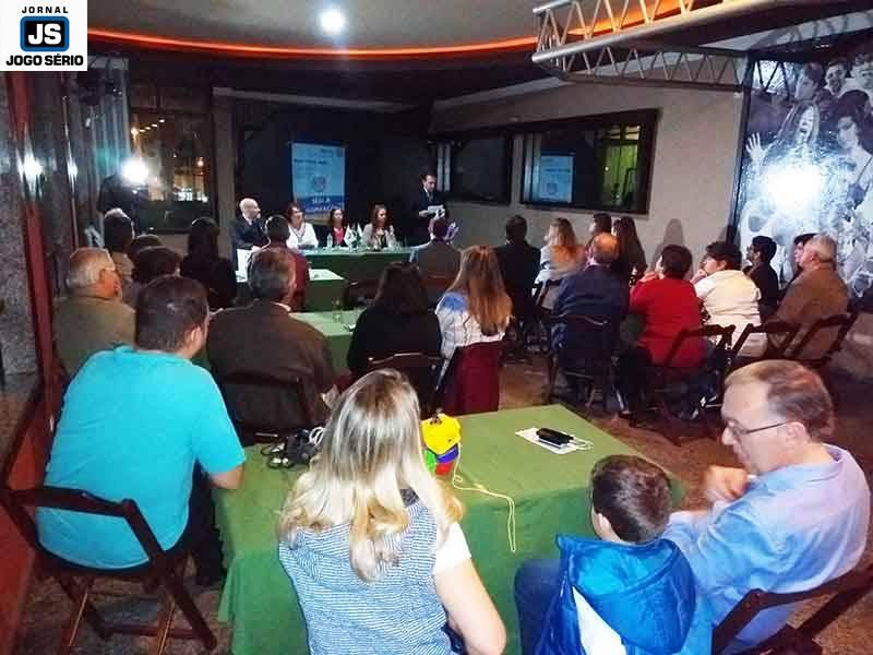 Rotary Club Cafezais empossa nova diretoria e conselho