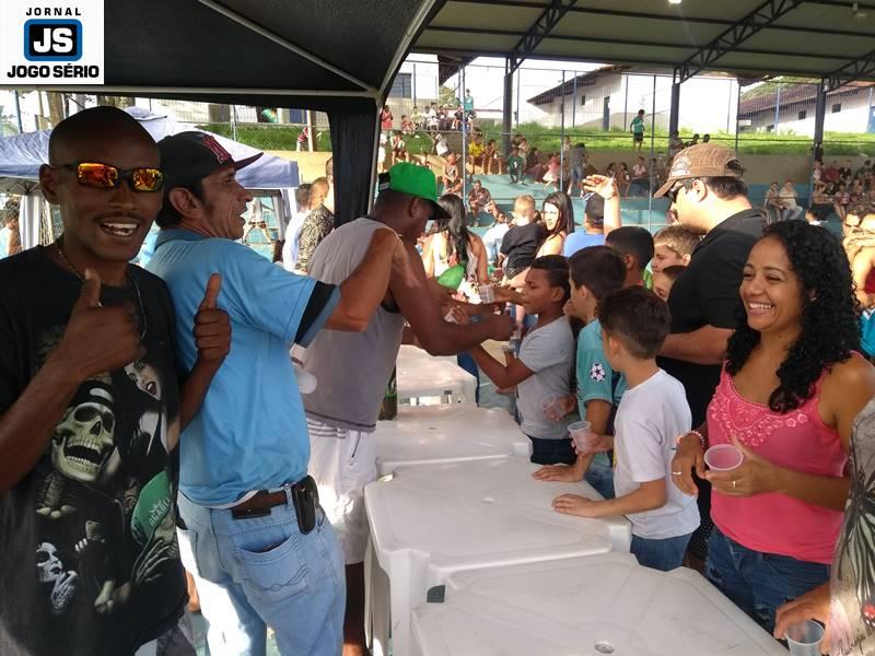 Centenas de famlias participam de mais uma Festa das Crianas do Exrcito do Bem