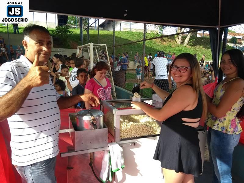 Centenas de famlias participam de mais uma Festa das Crianas do Exrcito do Bem