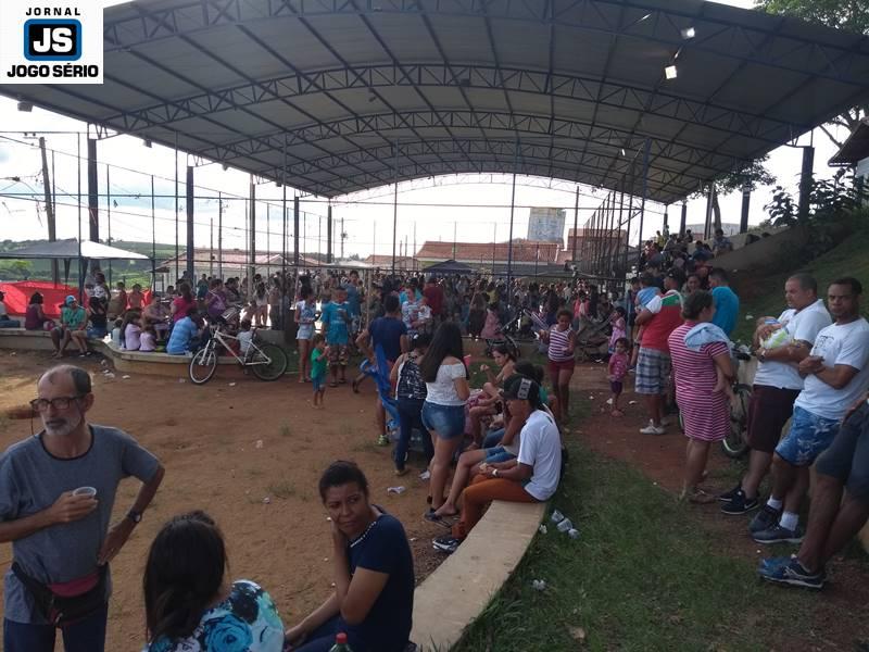 Centenas de famlias participam de mais uma Festa das Crianas do Exrcito do Bem