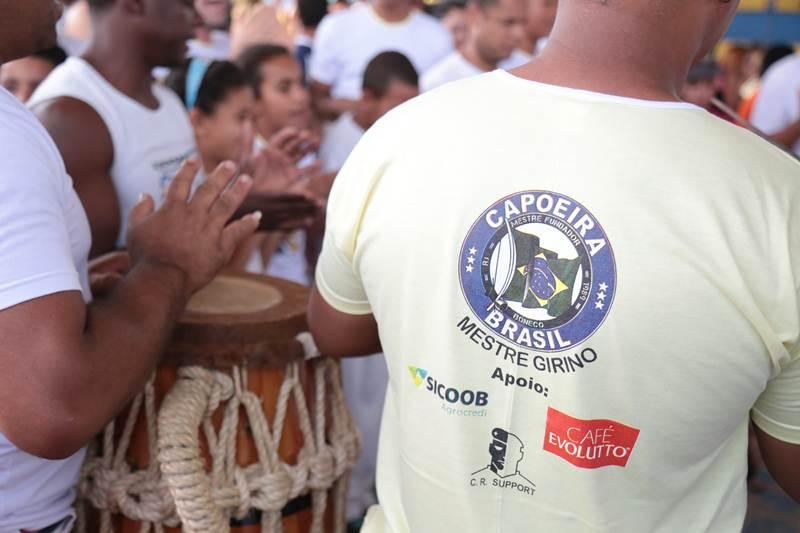 Centenas de pessoas foram  3 Festa das Crianas do Exrcito do Bem