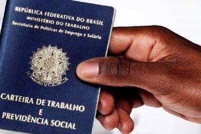Negros enfrentam desigualdades no mercado de trabalho, diz Dieese