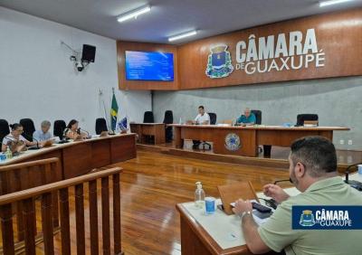 Representantes da Prefeitura de Guaxup prestam contas do 3 quadrimestre de 2023