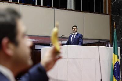 Parlamentares criticam vdeo de governador ironizando preo dos alimentos