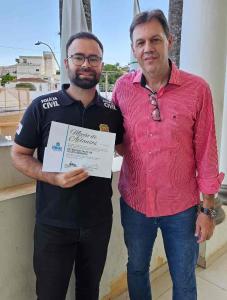 Delegado de Guaxup  homenageado por sua atuao frente ao combate a maus-tratos animais