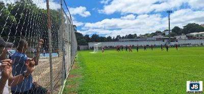Comeou o Campeonato Regional Quarento de Futebol em Guaxup