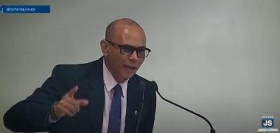 Vereador Carlo fala sobre transporte a alunos da Escola Jos de S, situao da MG-450 e militarizao do Poli e Ginsio