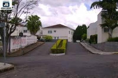Com a UTI colapsada, Santa Casa de Guaxup tenta transferir pacientes graves em meio a momento de turbulncia