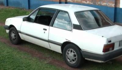 COMPARTILHE: Veculo furtado em Guaxup na noite de ontem!!!