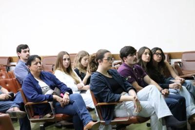 Estudantes da FACAMP visitam a Cooxup por meio do Programa Portas Abertas